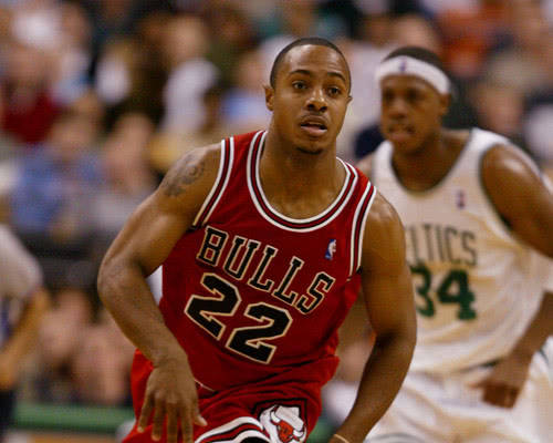 他在8号位 他在8号位